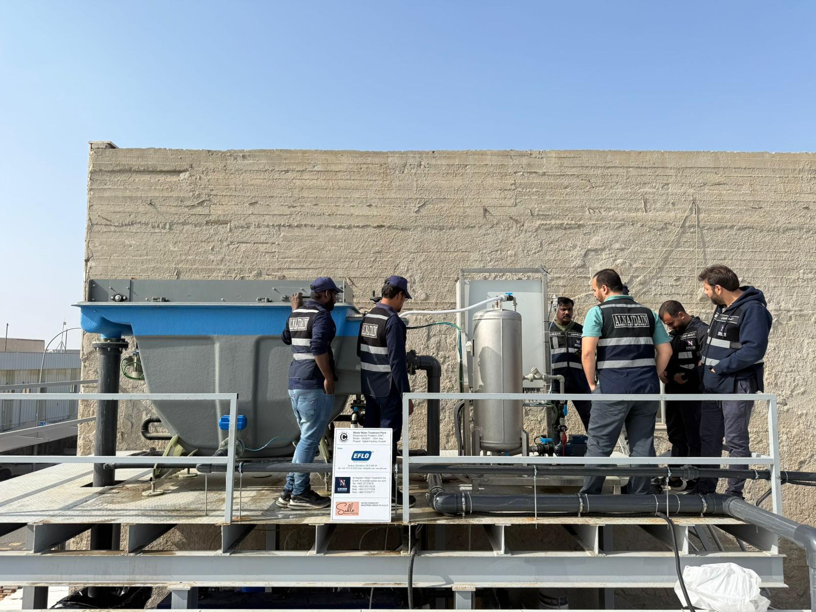 Alnajdain team commissioning EfloDAF unit